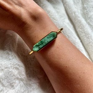 Brand NEW Jade Quartz and 18k Gold Plated Bracelet